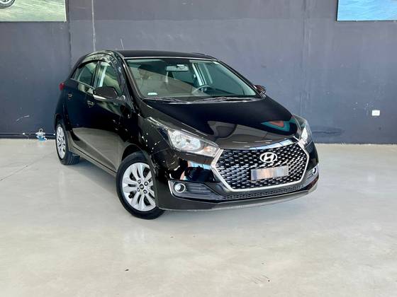 HYUNDAI HB20 1.0 COMFORT PLUS 12V FLEX 4P MANUAL